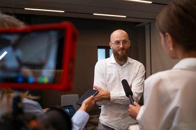 A photo featuring Gerard Piqué giving an interview at a press conference, with the King's League logo prominently displayed in the background. The image captures the energy and professionalism of the league's leadership.